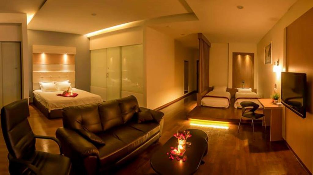 Avantgarde Hotel Johor Bahru Room photo